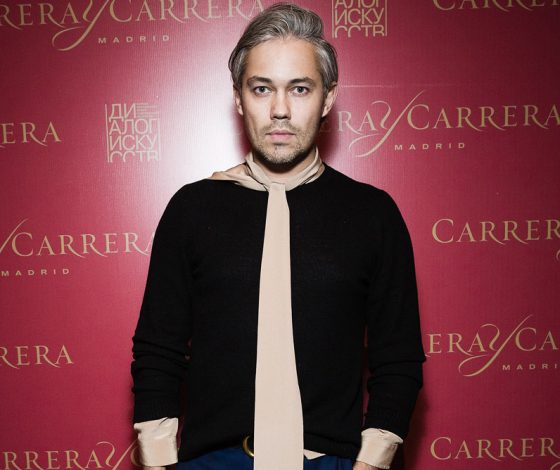 Александр Рогов, девушки и очень дорогие украшения на Art.up Art.in