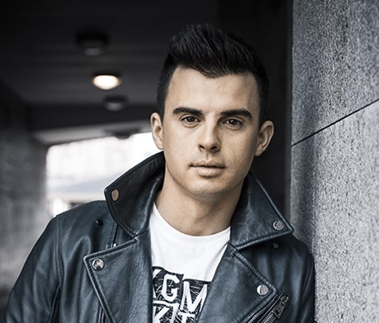 Певец Кирилл Туриченко установил мировой рекорд