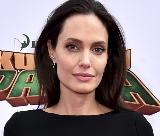 Что на самом деле происходит со здоровьем Анджелины Джоли