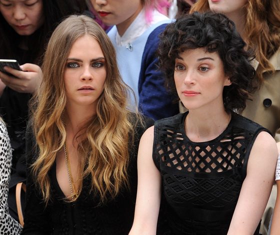 Кара Делевинь и ее девушка обручены