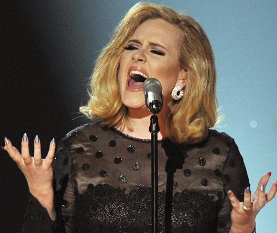 Адель разыграла сотрудников магазина смузи