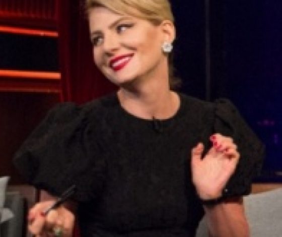 Рената Литвинова оскорбила Тимати в прямом эфире