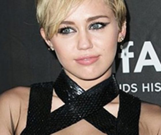 Майли Сайрус простила Патрика Шварценеггера