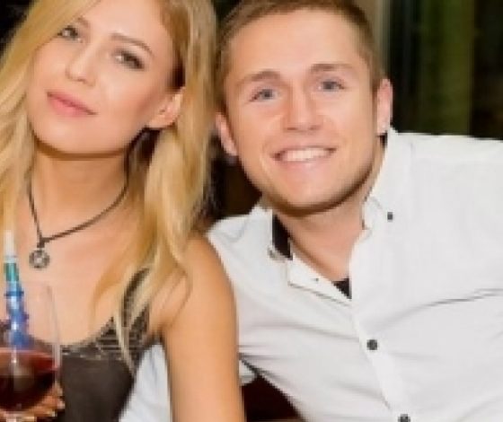 Дакота и Влад Соколовский скрывают отношения