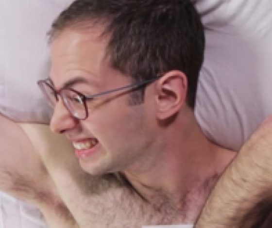 Как парни впервые делали эпиляцию