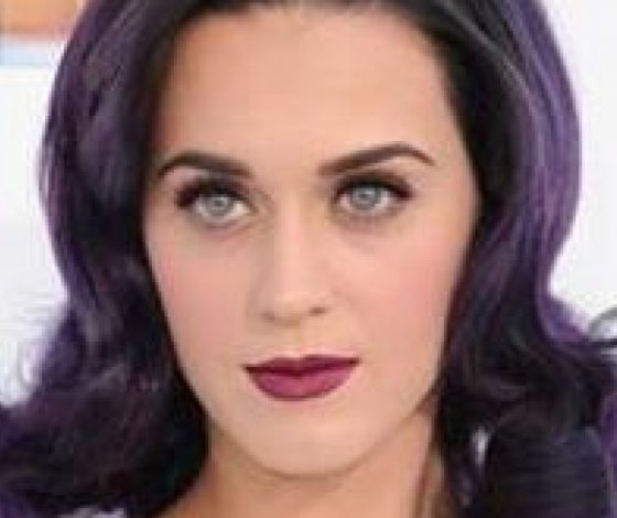 Кэти Перри снова перекрасилась!