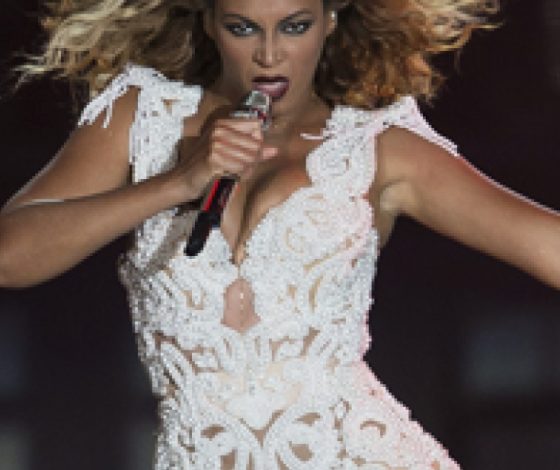 Поклонник спел 70 песен Бейонсе за 4 минуты