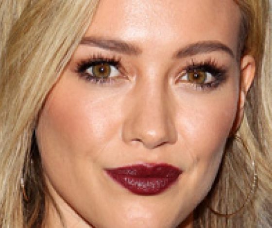 Хилари Дафф показала обложку нового альбома