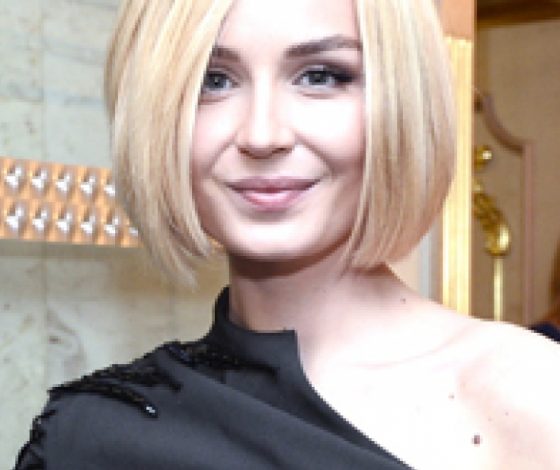 Полина Гагарина штурмует мировые чарты