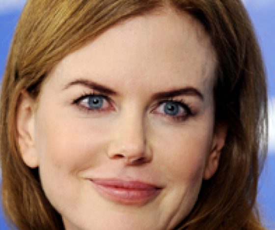 Николь Кидман шокировала неудачным макияжем