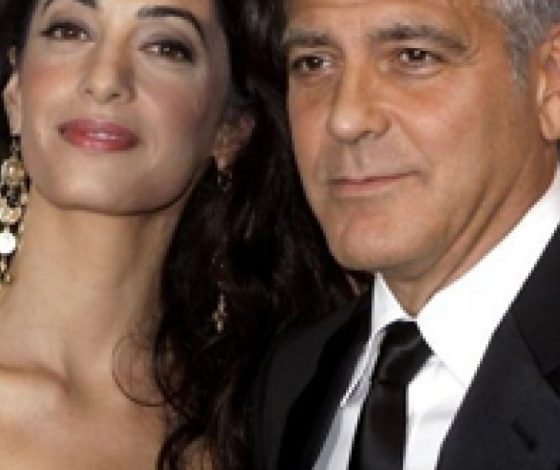 Сестра Амаль Клуни - ее точная копия