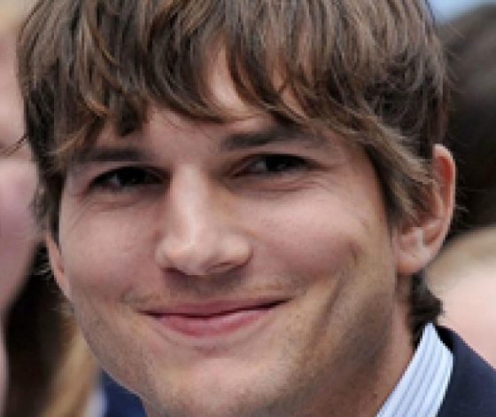 Эштон Кутчер тронул своим поступком