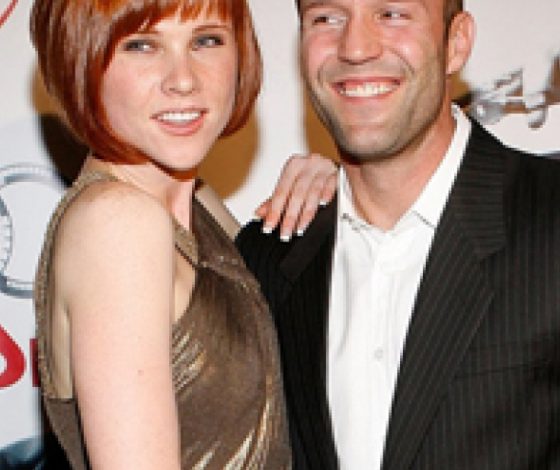 Наталья Рудакова показала тело в купальнике