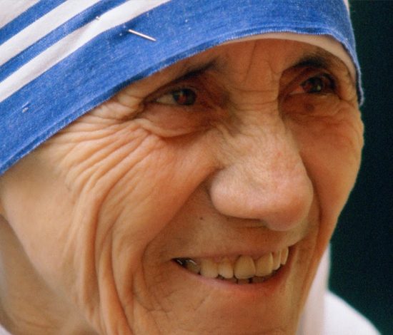 Мать Тереза будет причислена к лику святых