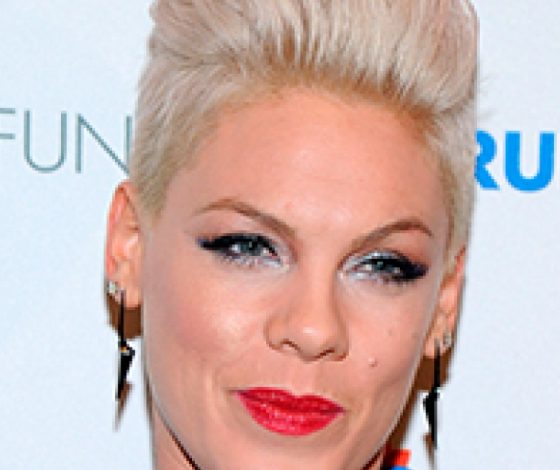 Пинк не стесняется своего лишнего веса