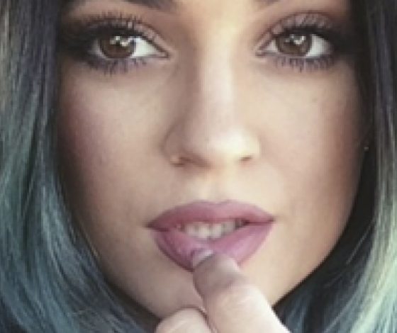 Кайли Дженнер рассказала, чем она занимается в студии