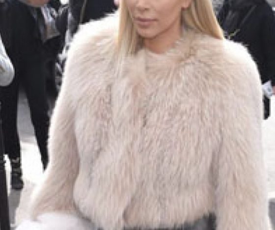 Все образы Ким Кардашьян с Недели моды в Париже