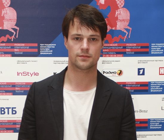 Данила Козловский и его возлюбленная стали жить вместе