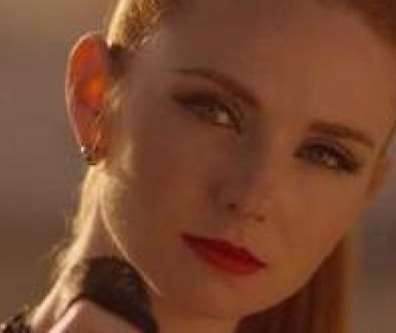 Новый клип Лены Катиной. Смотри здесь