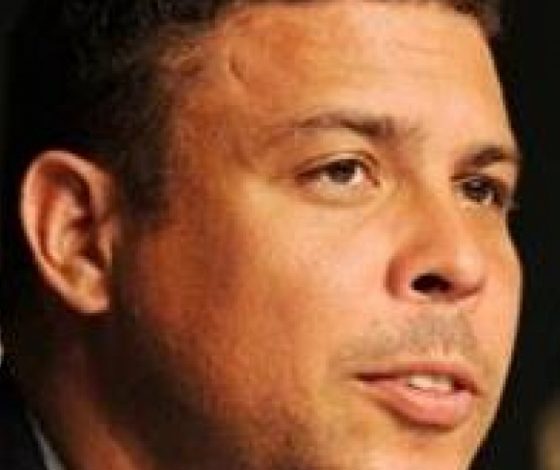 Легендарный Роналдо возвращается в футбол