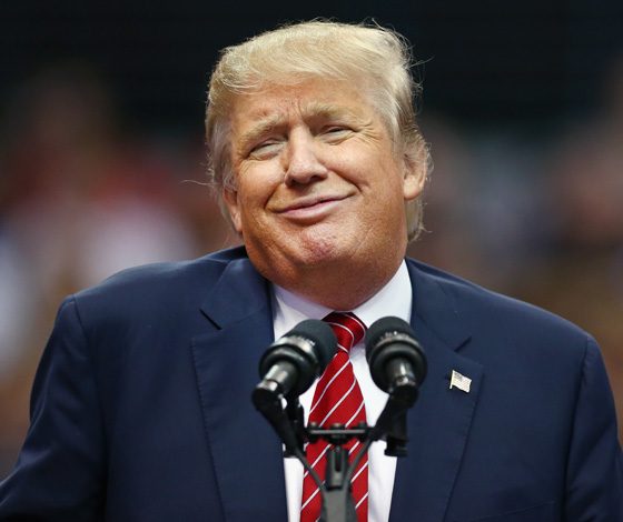 Люди притворяются, что поддерживают Дональда Трампа