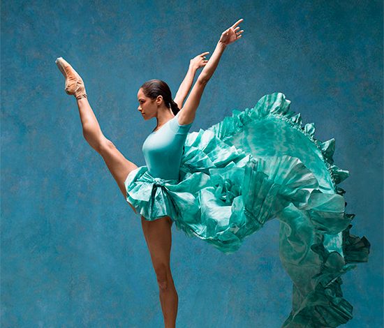 Балерина воссоздала образы с картин Эдгара Дега