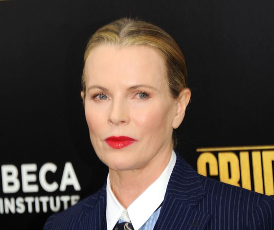 Ким Бейсингер вышла замуж