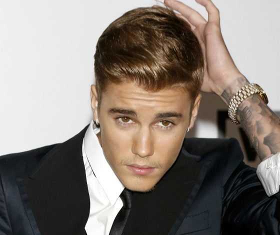 Джастин Бибер представил отрывки из новой песни