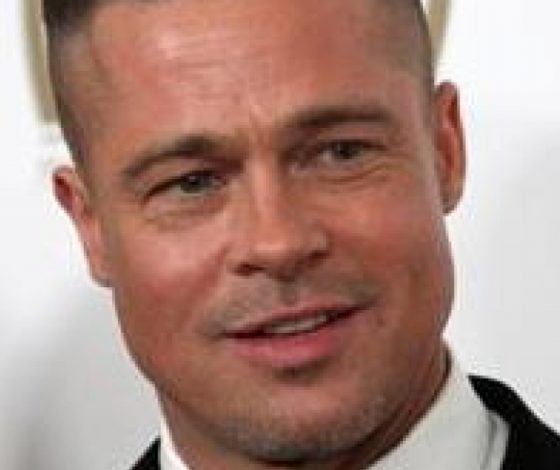 Брэд Питт заметно прибавил в весе