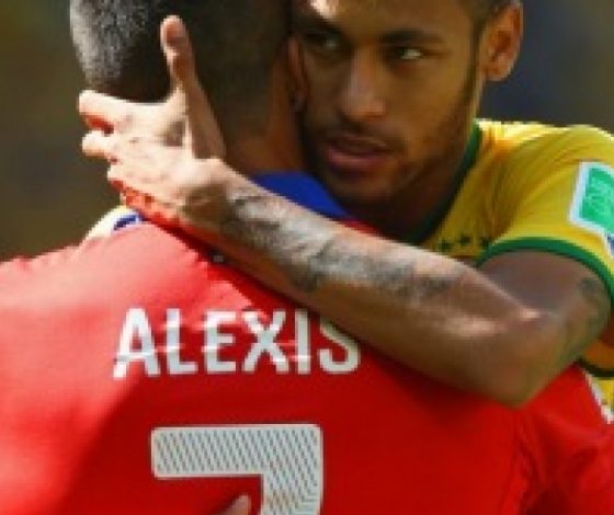 Как футболисты проявляют свою любовь на поле