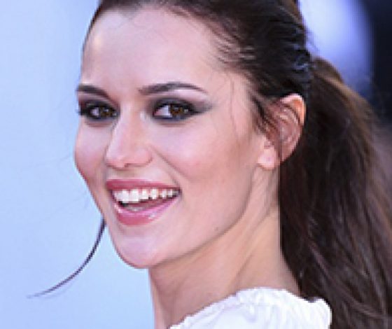 Интересные факты из жизни Фахрие Эвджен