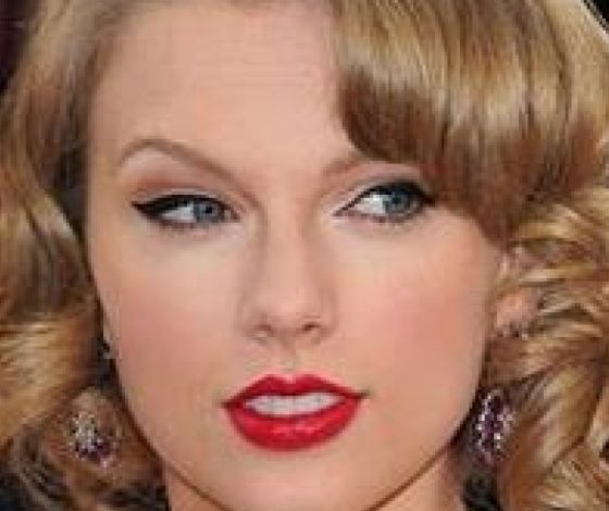 В какую сумму застраховала одну из частей тела Тейлор Свифт