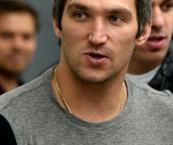 Зачем Александр Овечкин звонит своим подписчикам в Instagram