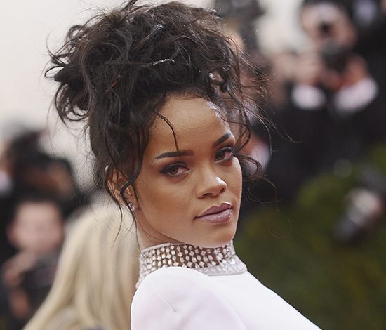 Рианна представила новое откровенное видео