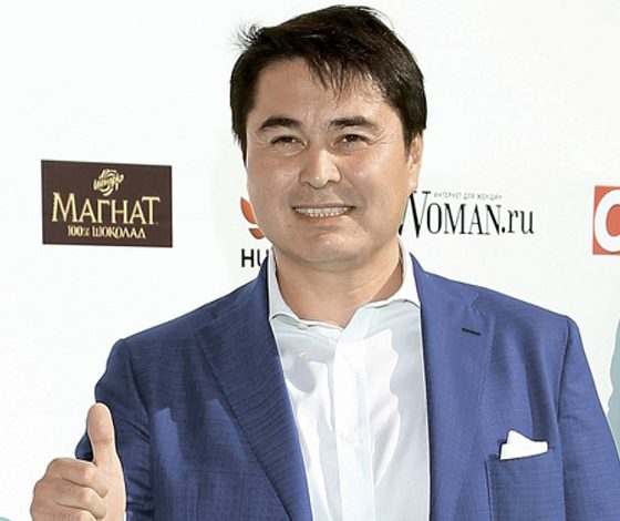 У Армана Давлетьярова родилась дочь