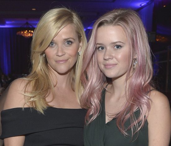 Дочка Риз Уизерспун все больше становится похожа на мать