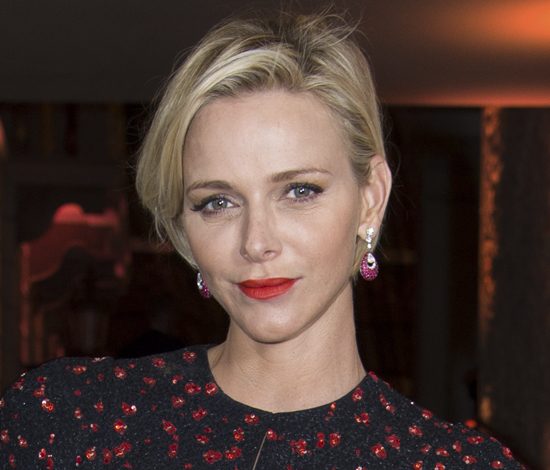 Княгиня Шарлен шокировала новой прической