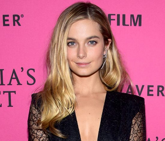 Модель Victoria's Secret ответила на обвинения в анорексии