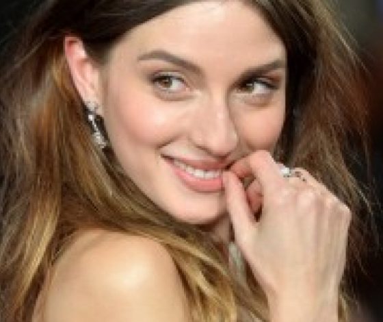 Топ-40 звезд с большим носом