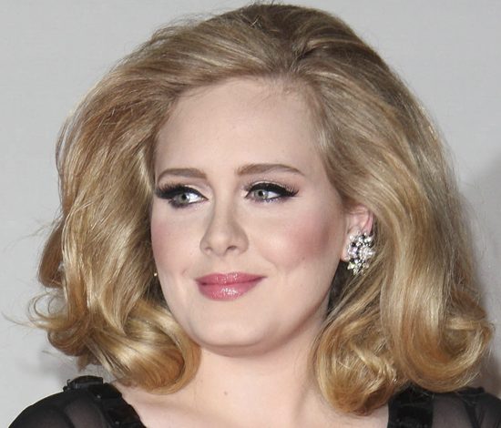 Адель представила новую песню «When We Were Young»