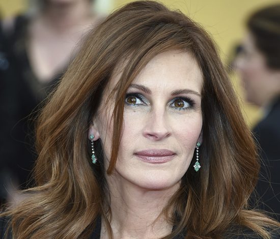 Джулия Робертс продолжает удивлять новым образом