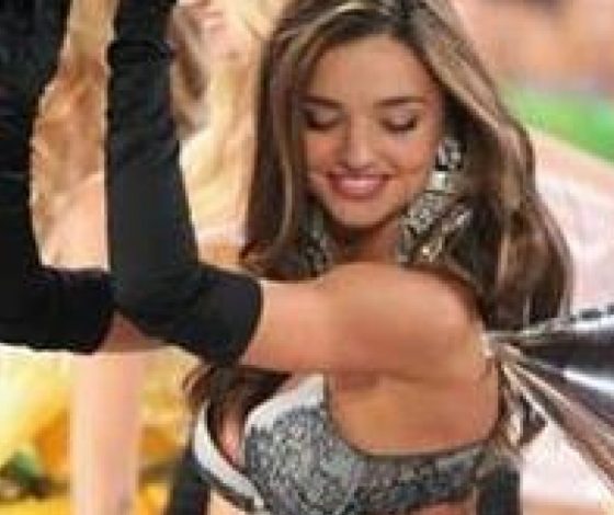 Зажигательные танцы "ангелов" Victoria’s Secret