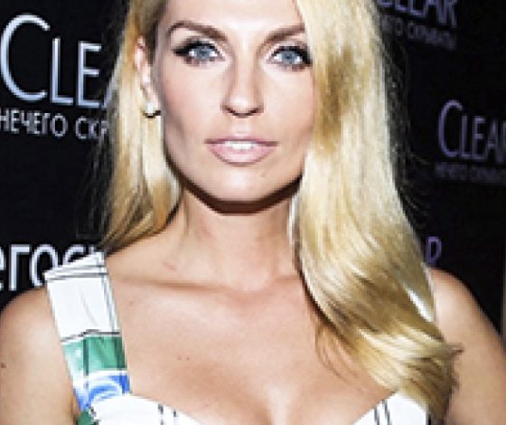 Лучшие бьюти-образы звезд недели: 15–22 июня