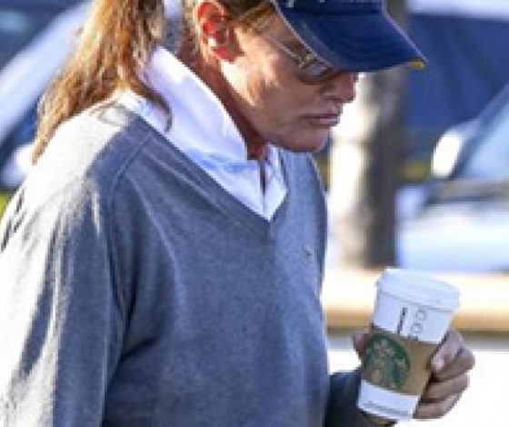 10 женских повадок отчима Ким Кардашьян