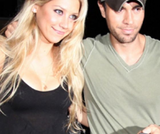 Новые снимки Энрике Иглесиаса и Анны Курниковой