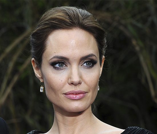 Знаменитые женщины, победившие рак груди