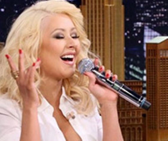 Кристина Агилера спародировала Бритни Спирс
