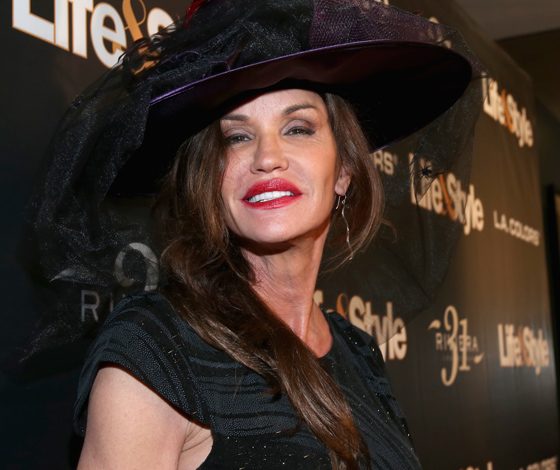 У Дженис Дикинсон диагностирован рак