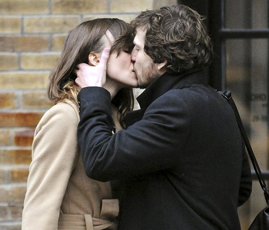 Самые чувственные поцелуи знаменитостей