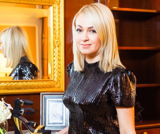 Звезды на презентации Stuart Weitzman